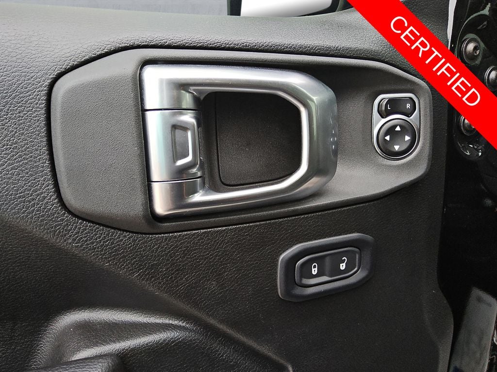 2025 Jeep Wrangler 4-Door Willys 4x4