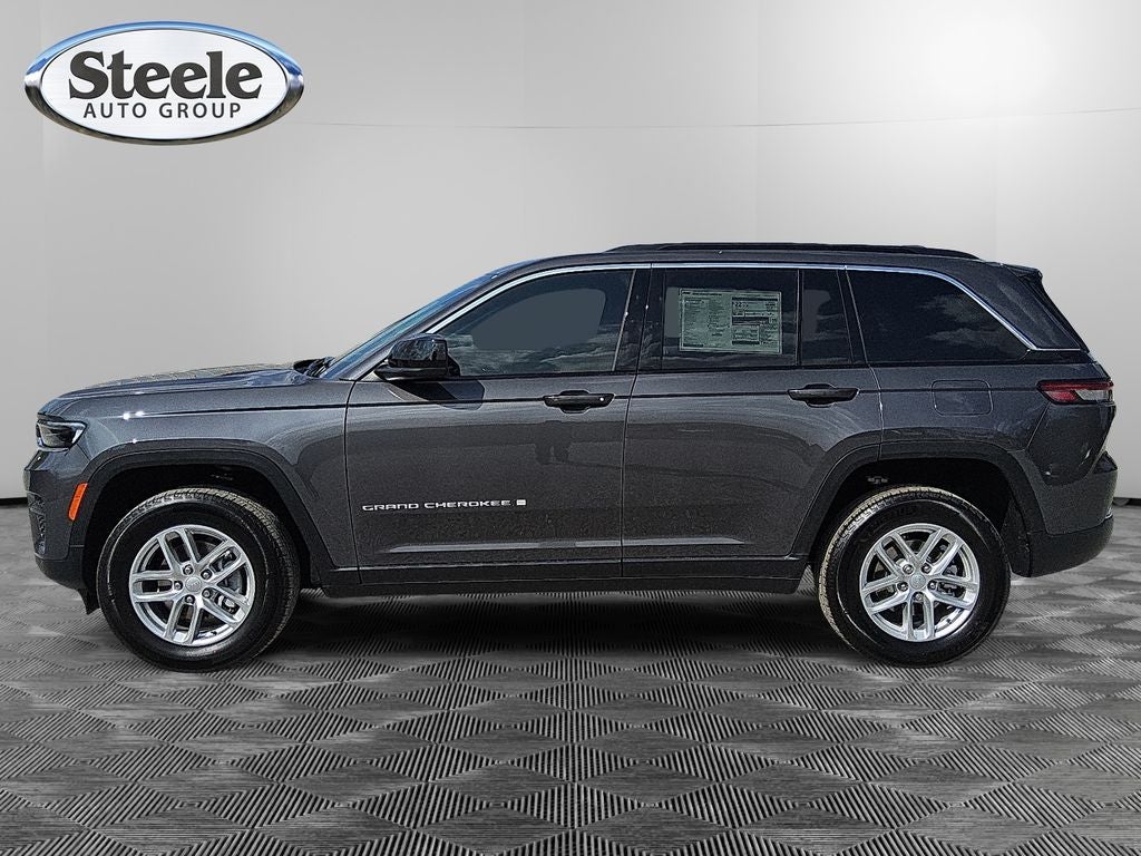 2025 Jeep Grand Cherokee GRAND CHEROKEE LAREDO X 4X2