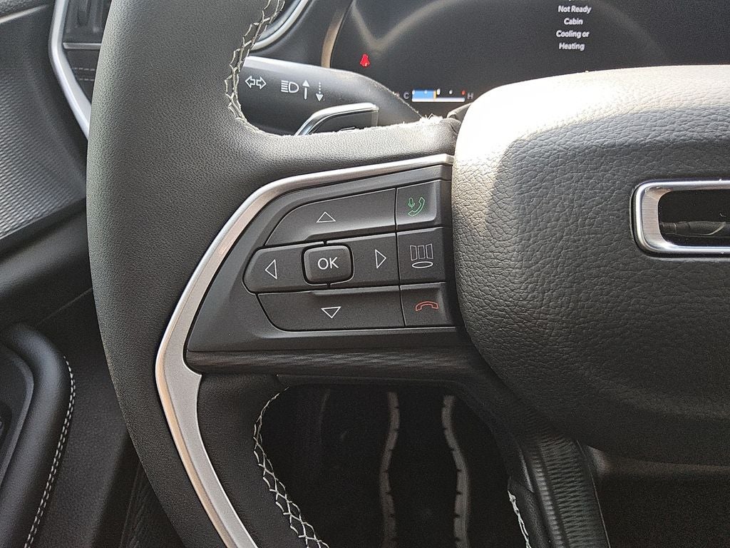 2025 Jeep Grand Cherokee GRAND CHEROKEE LAREDO X 4X2