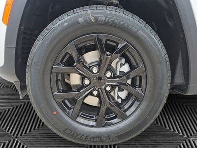 2026 Jeep Grand Cherokee GRAND CHEROKEE LAREDO ALTITUDE 4X2