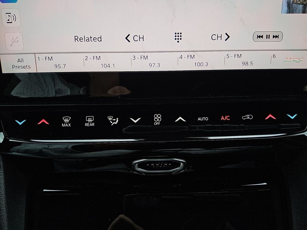 2026 Jeep Grand Cherokee GRAND CHEROKEE LAREDO ALTITUDE 4X2