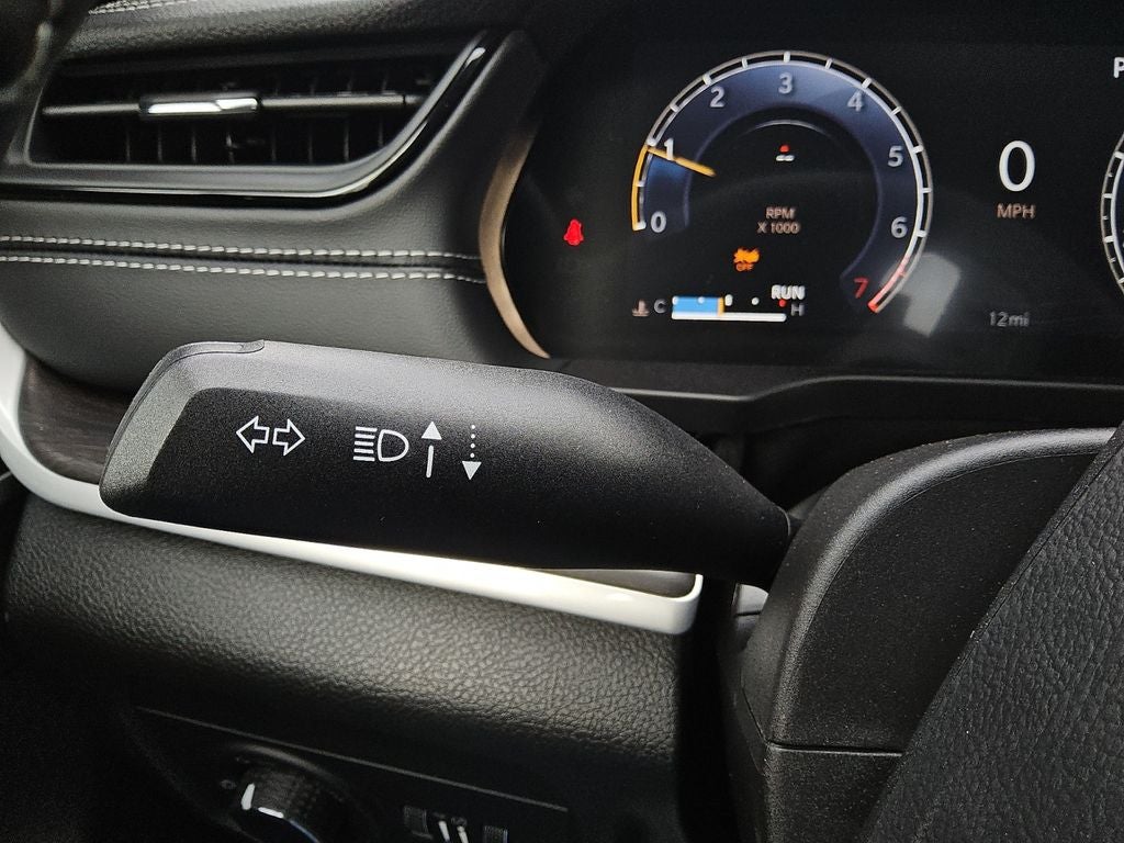 2026 Jeep Grand Cherokee GRAND CHEROKEE LAREDO ALTITUDE 4X2