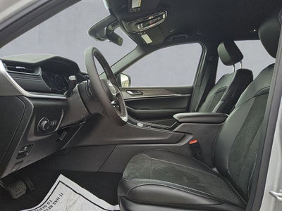 2026 Jeep Grand Cherokee GRAND CHEROKEE LAREDO ALTITUDE 4X2