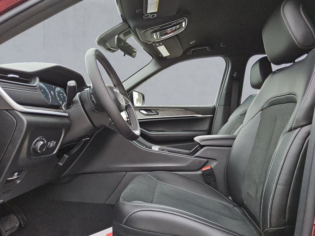 2026 Jeep Grand Cherokee GRAND CHEROKEE LAREDO ALTITUDE 4X2