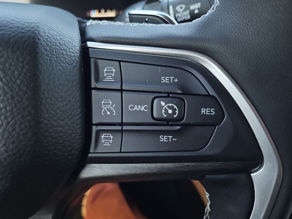 2025 Jeep Grand Cherokee GRAND CHEROKEE LIMITED 4X2