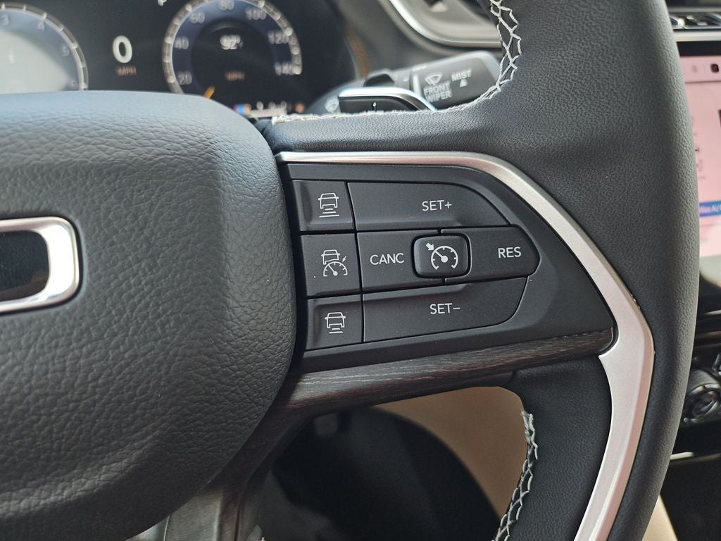 2025 Jeep Grand Cherokee GRAND CHEROKEE LIMITED 4X2