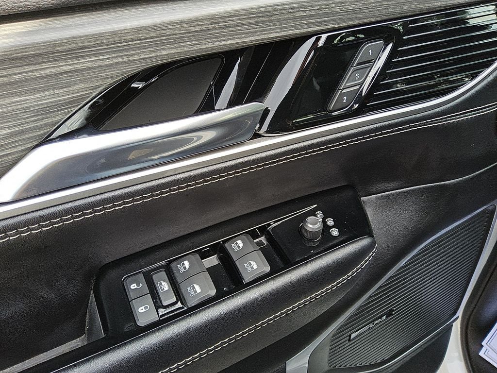 2023 Jeep Wagoneer L Series II 4x4