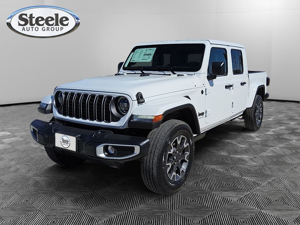 2026 Jeep Gladiator GLADIATOR SAHARA 4X4