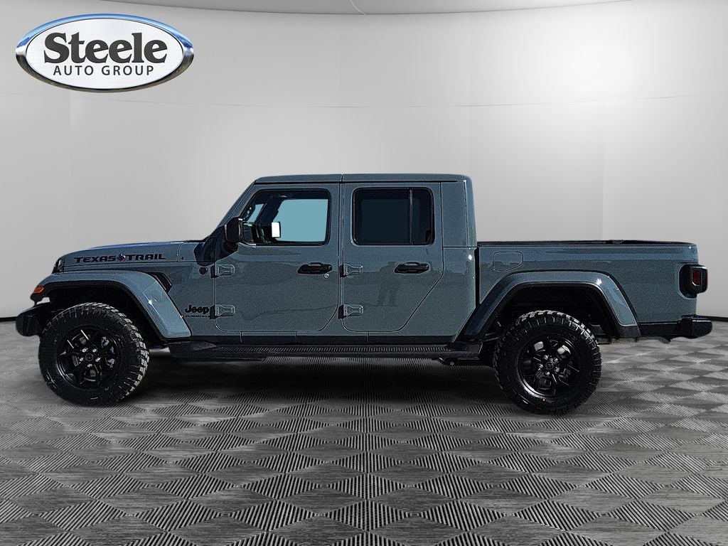 2026 Jeep Gladiator Texas Trail photo 2