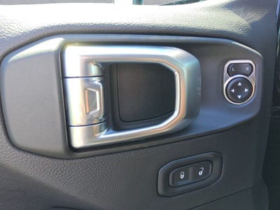 2026 Jeep Gladiator GLADIATOR SAHARA 4X4