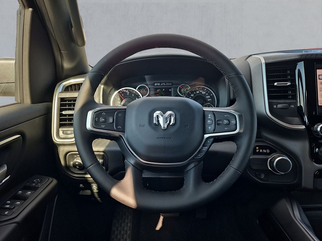 2026 RAM Ram 1500 RAM 1500 LONE STAR CREW CAB 4X2 5'7' BOX