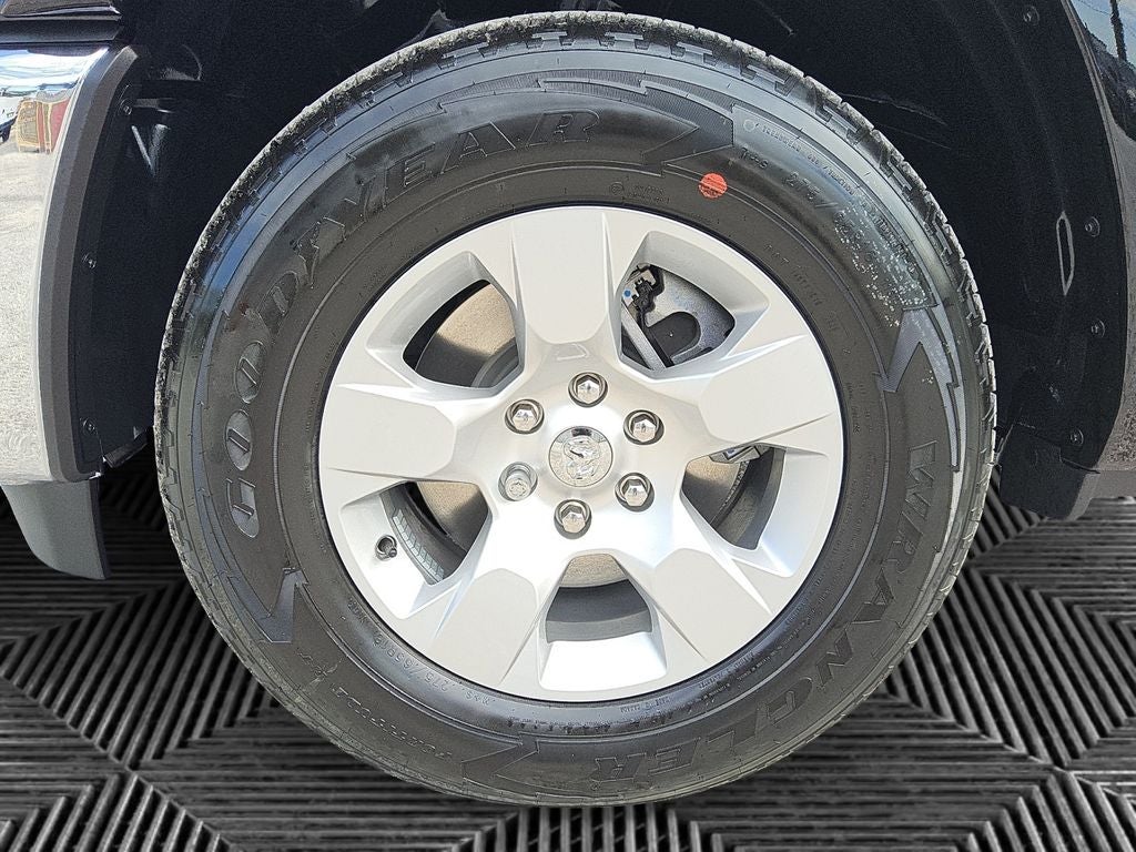 2026 RAM Ram 1500 RAM 1500 LONE STAR CREW CAB 4X2 5'7' BOX