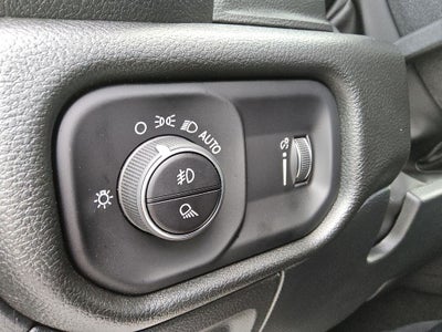 2026 RAM Ram 1500 RAM 1500 EXPRESS QUAD CAB 4X2 6'4' BOX