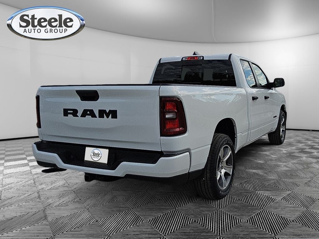 2026 RAM Ram 1500 RAM 1500 EXPRESS QUAD CAB 4X2 6'4' BOX