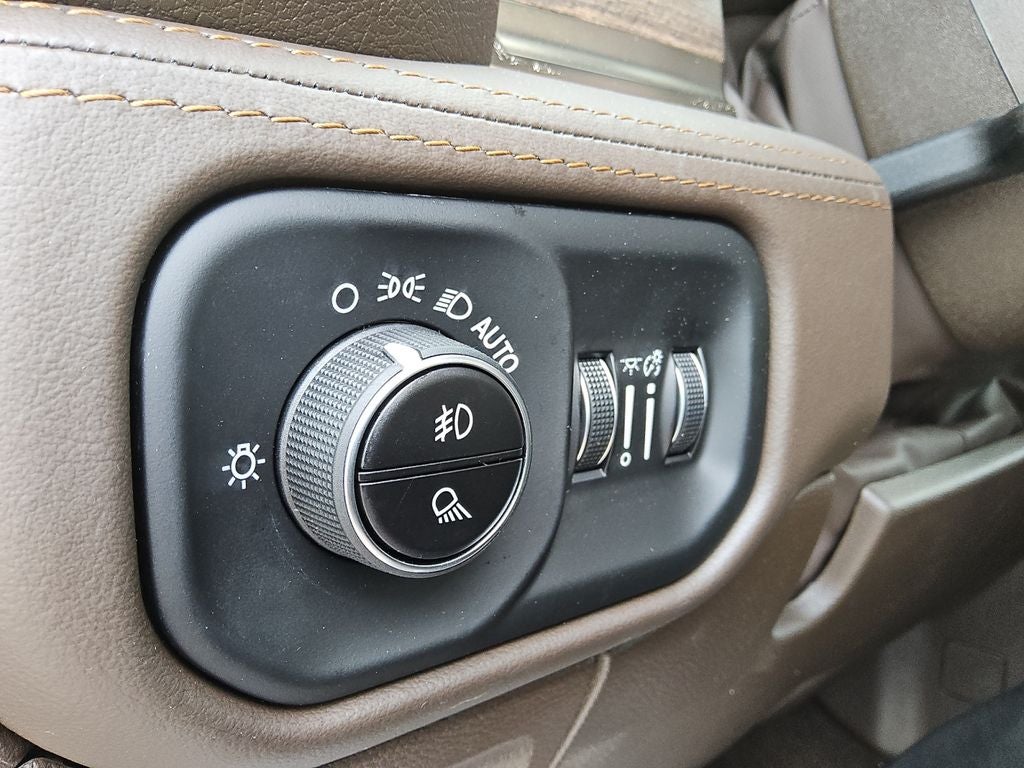2026 RAM Ram 1500 RAM 1500 LIMITED LONGHORN CREW CAB 4X4 5'7' BOX