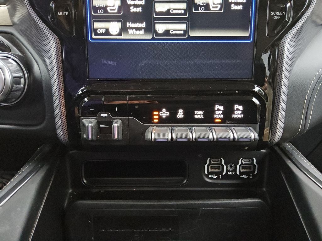 2020 RAM 1500 Limited Crew Cab 4x4 5'7' Box