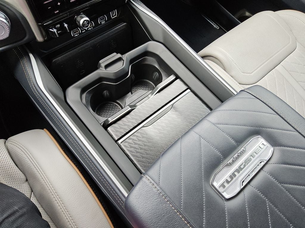 2025 RAM 1500 Tungsten Crew Cab 4x4 5'7' Box