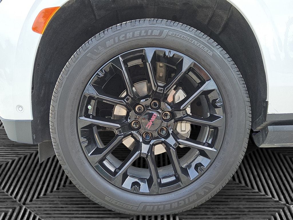 2024 GMC Yukon 4WD Denali