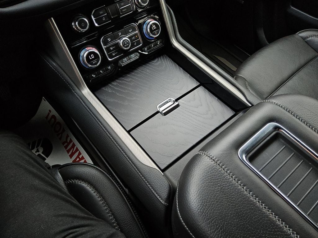 2024 GMC Yukon 4WD Denali