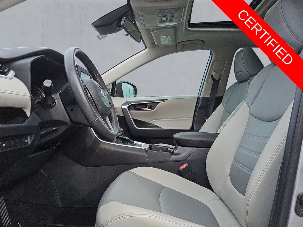 2021 Toyota RAV4 XLE Premium