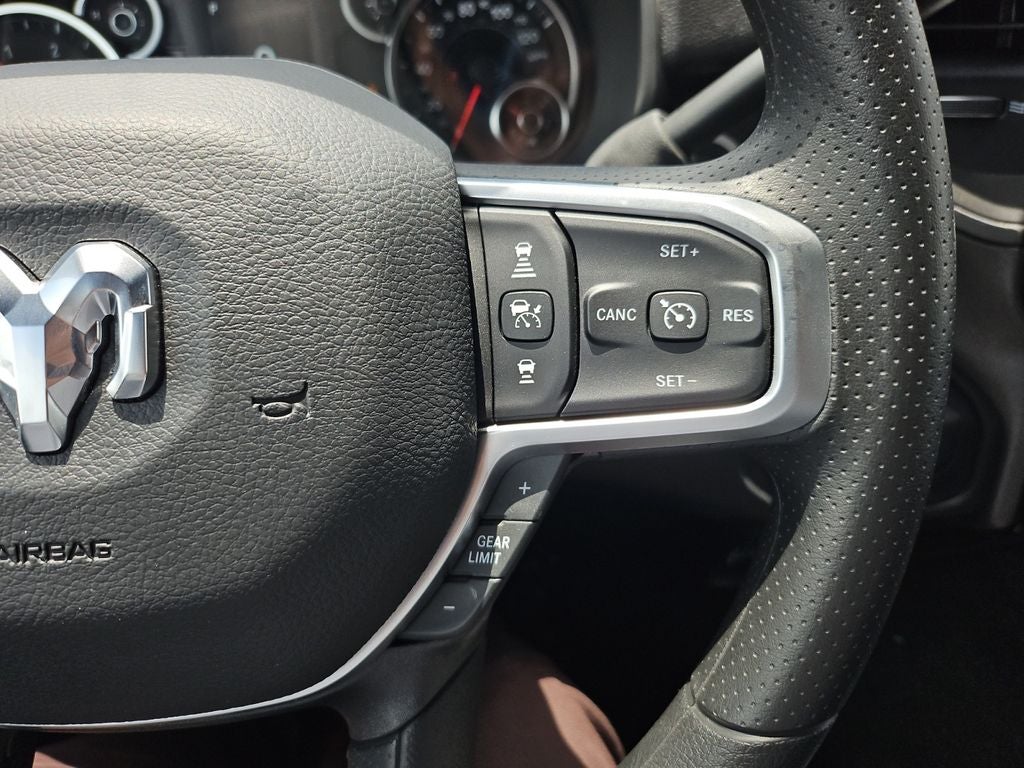 2025 RAM Ram 2500 RAM 2500 TRADESMAN CREW CAB 4X4 8' BOX