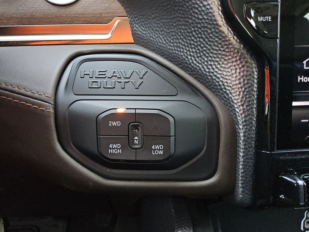 2026 RAM Ram 3500 RAM 3500 LIMITED LONGHORN CREW CAB 4X4 8' BOX