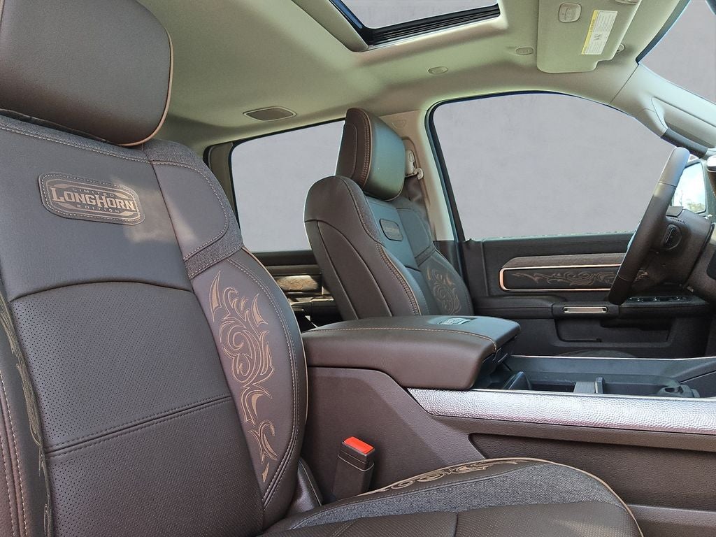 2026 RAM Ram 3500 RAM 3500 LIMITED LONGHORN CREW CAB 4X4 8' BOX