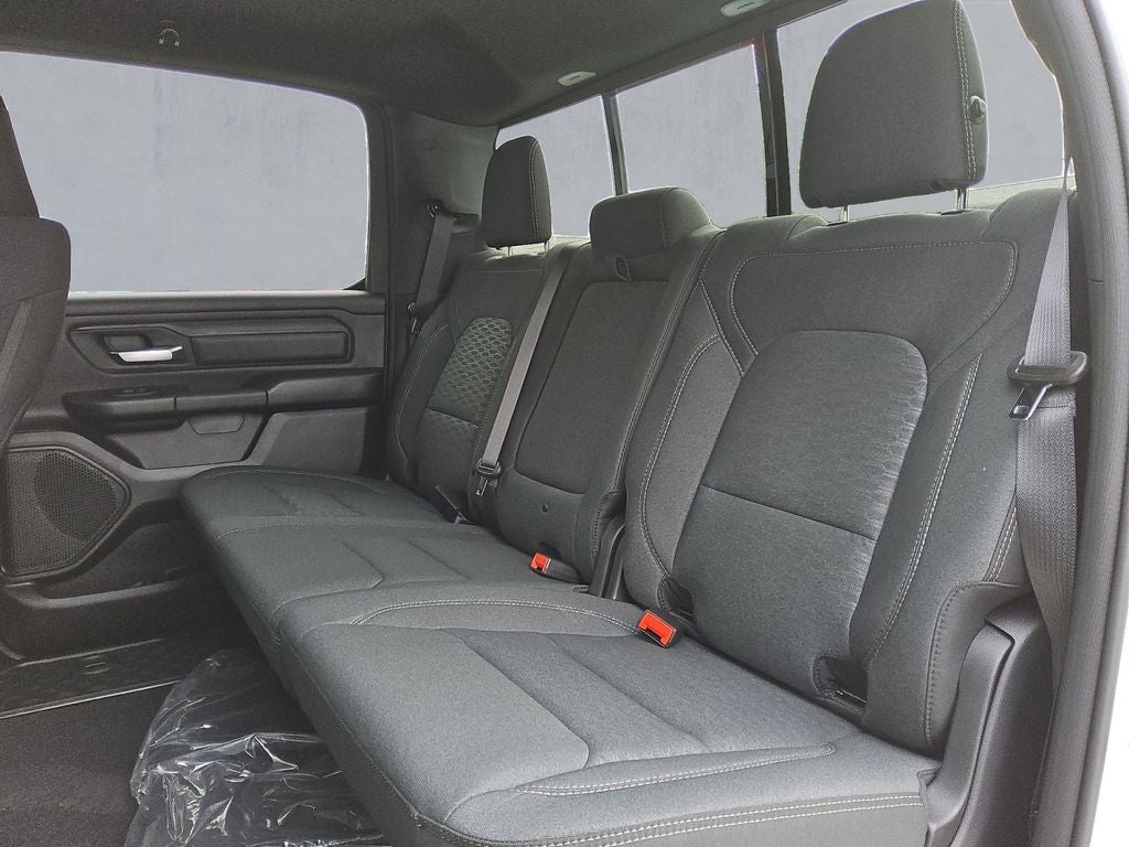 2026 RAM Ram 1500 RAM 1500 TRADESMAN CREW CAB 4X4 5'7' BOX