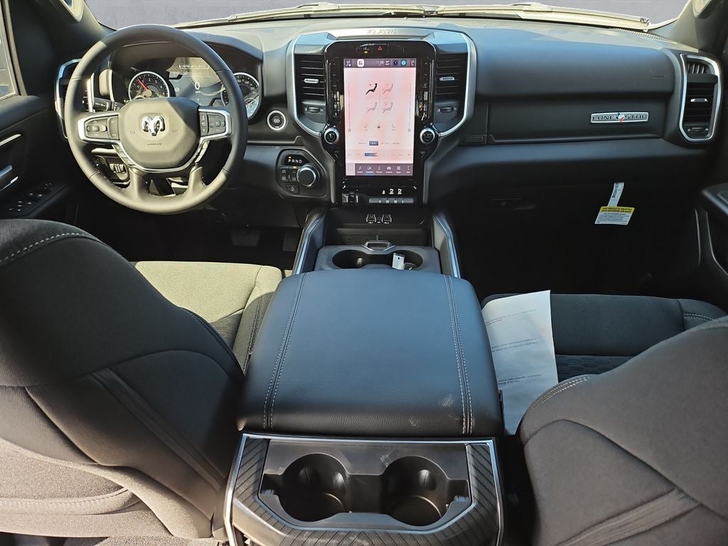 2026 RAM Ram 1500 RAM 1500 LONE STAR CREW CAB 4X4 5'7' BOX