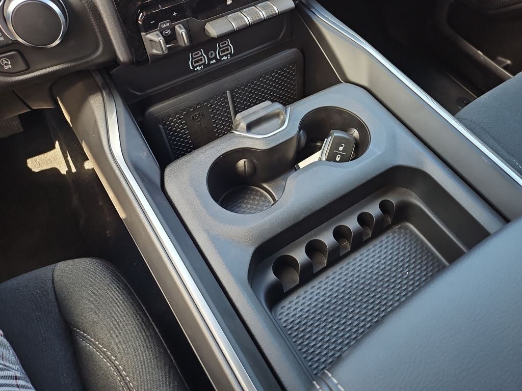 2026 RAM Ram 1500 RAM 1500 LONE STAR CREW CAB 4X4 5'7' BOX