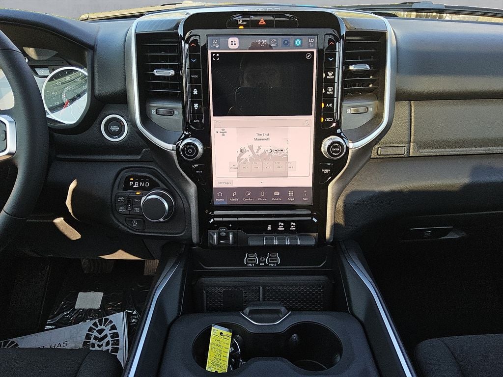 2026 RAM Ram 1500 RAM 1500 LONE STAR CREW CAB 4X4 5'7' BOX