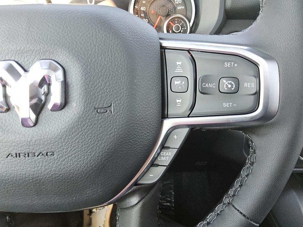 2026 RAM Ram 1500 RAM 1500 LONE STAR CREW CAB 4X4 5'7' BOX