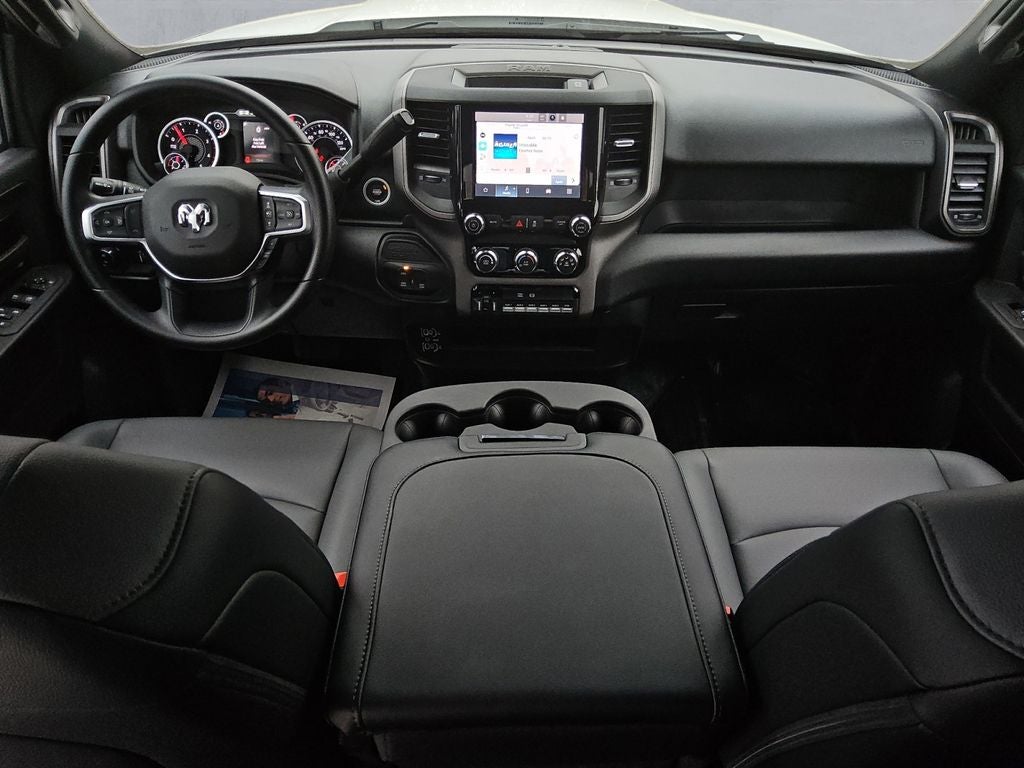 2026 RAM Ram 5500 Chassis Cab RAM 5500 TRADESMAN CHASSIS CREW CAB 4X4 84' CA