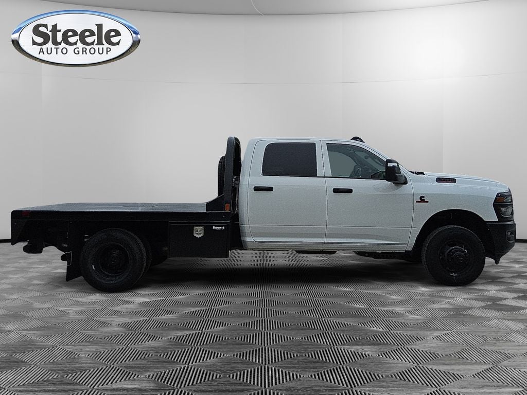 2026 RAM Ram 3500 Chassis Cab RAM 3500 TRADESMAN CREW CAB CHASSIS 4X4 60' CA
