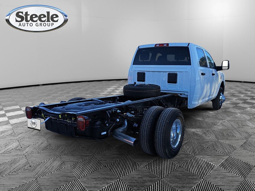 2026 RAM Ram 3500 Chassis Cab RAM 3500 TRADESMAN CREW CAB CHASSIS 4X4 60' CA