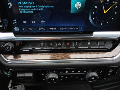 2025 GMC Sierra 1500 4WD Crew Cab Short Box SLT