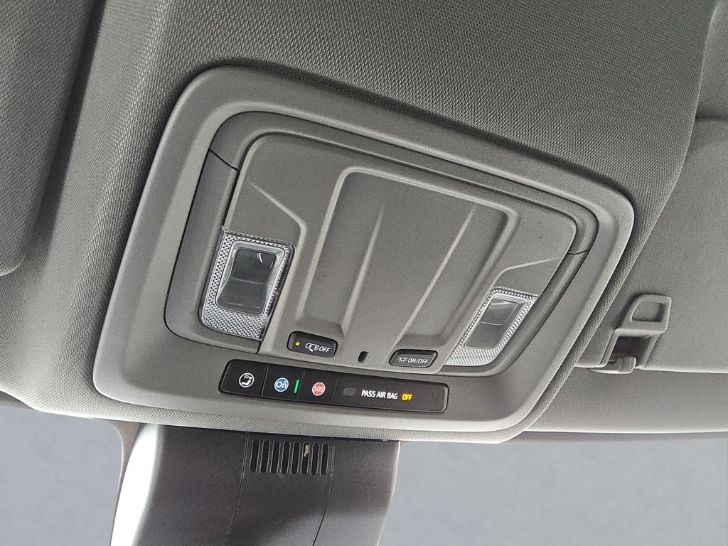 2025 GMC Sierra 1500 4WD Crew Cab Short Box SLT