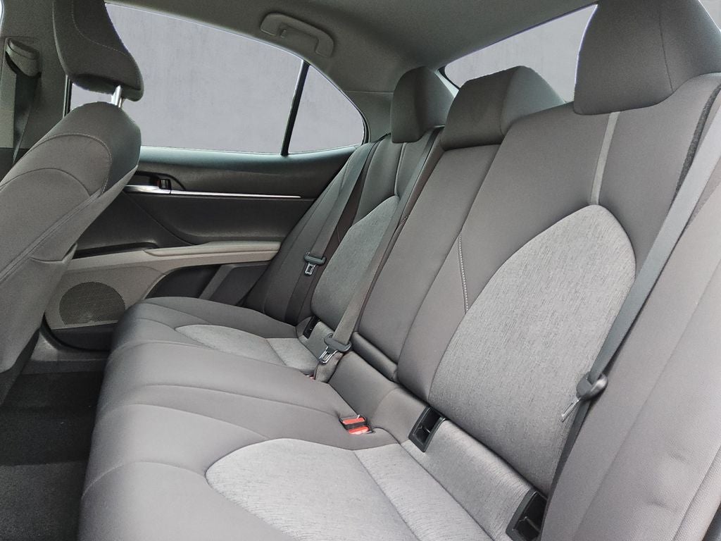 2022 Toyota Camry LE Hybrid