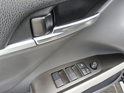 2022 Toyota Camry LE Hybrid