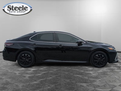 2022 Toyota Camry LE Hybrid