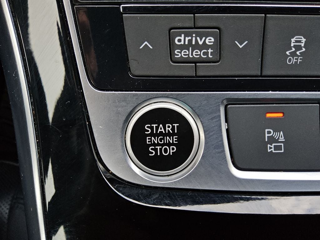 2023 Audi Q7 Premium Plus 55 TFSI quattro Tiptronic