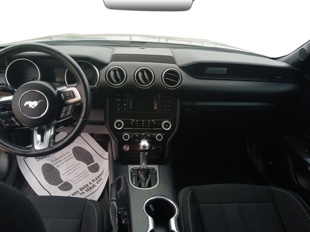 2022 Ford Mustang EcoBoost