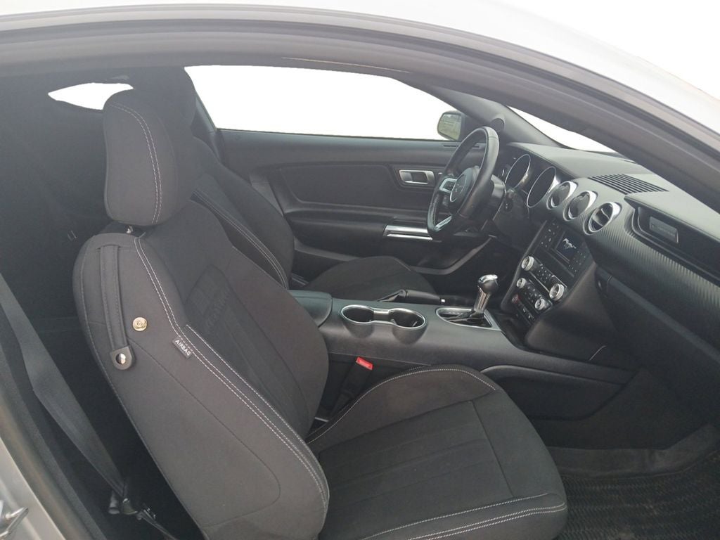 2022 Ford Mustang EcoBoost