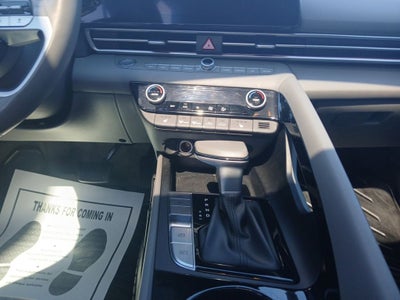 2024 Hyundai Elantra SEL