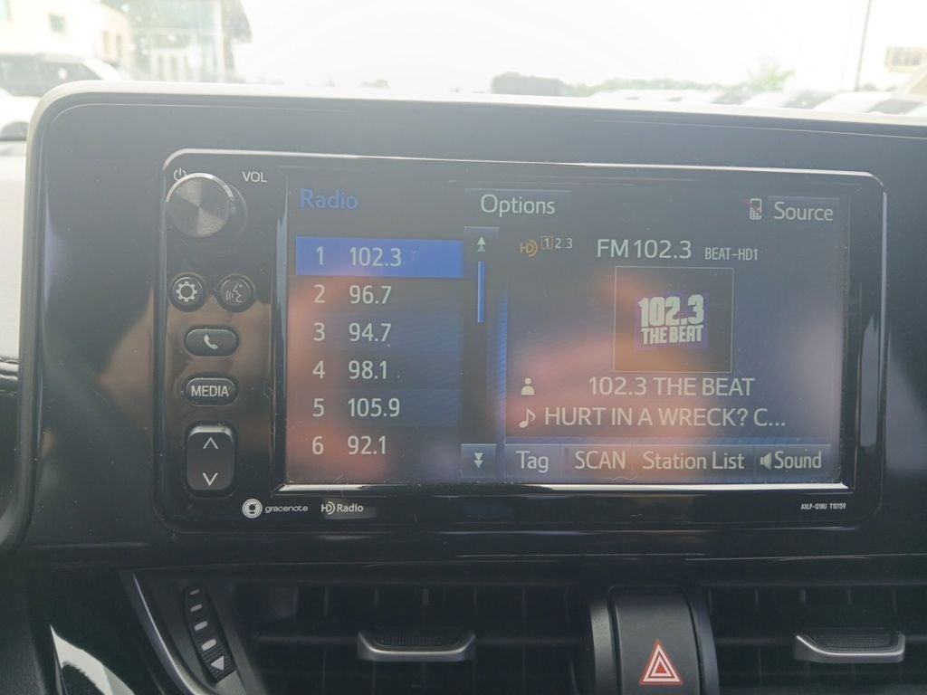 2018 Toyota C-HR XLE Premium