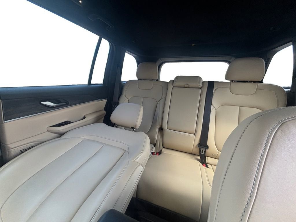 2023 Jeep Grand Cherokee Limited 4x2