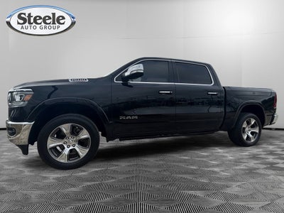 2020 RAM 1500 Laramie Crew Cab 4x4 5'7" Box
