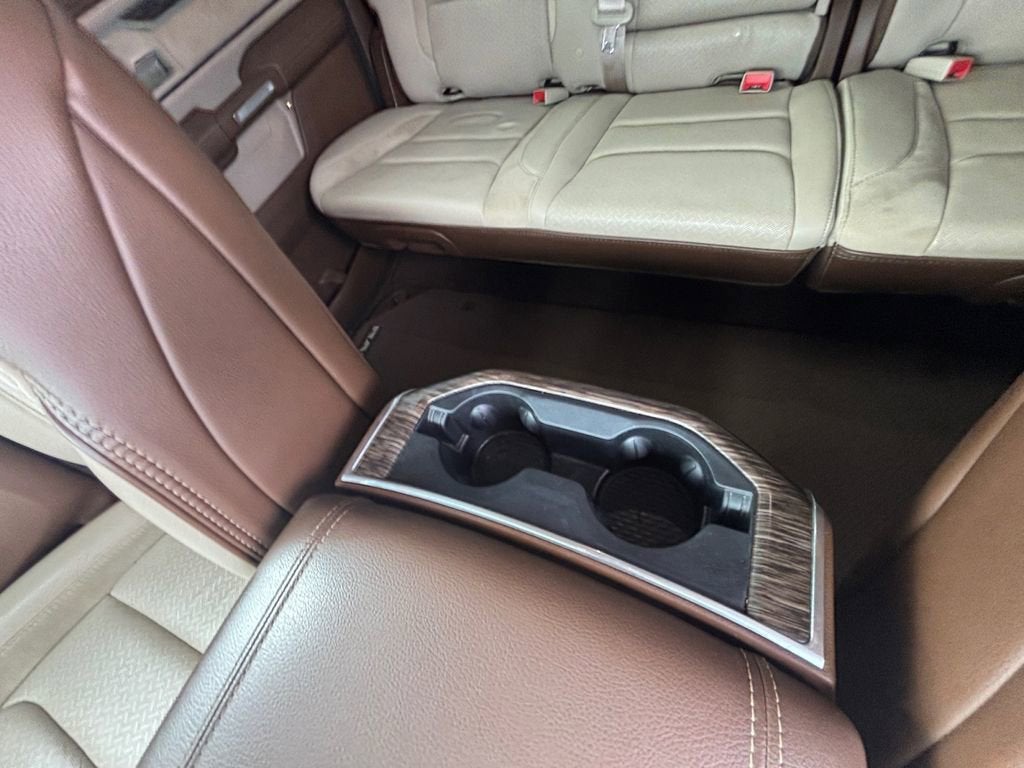2020 RAM 1500 Laramie Crew Cab 4x4 5'7" Box
