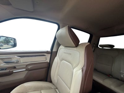 2020 RAM 1500 Laramie Crew Cab 4x4 5'7" Box