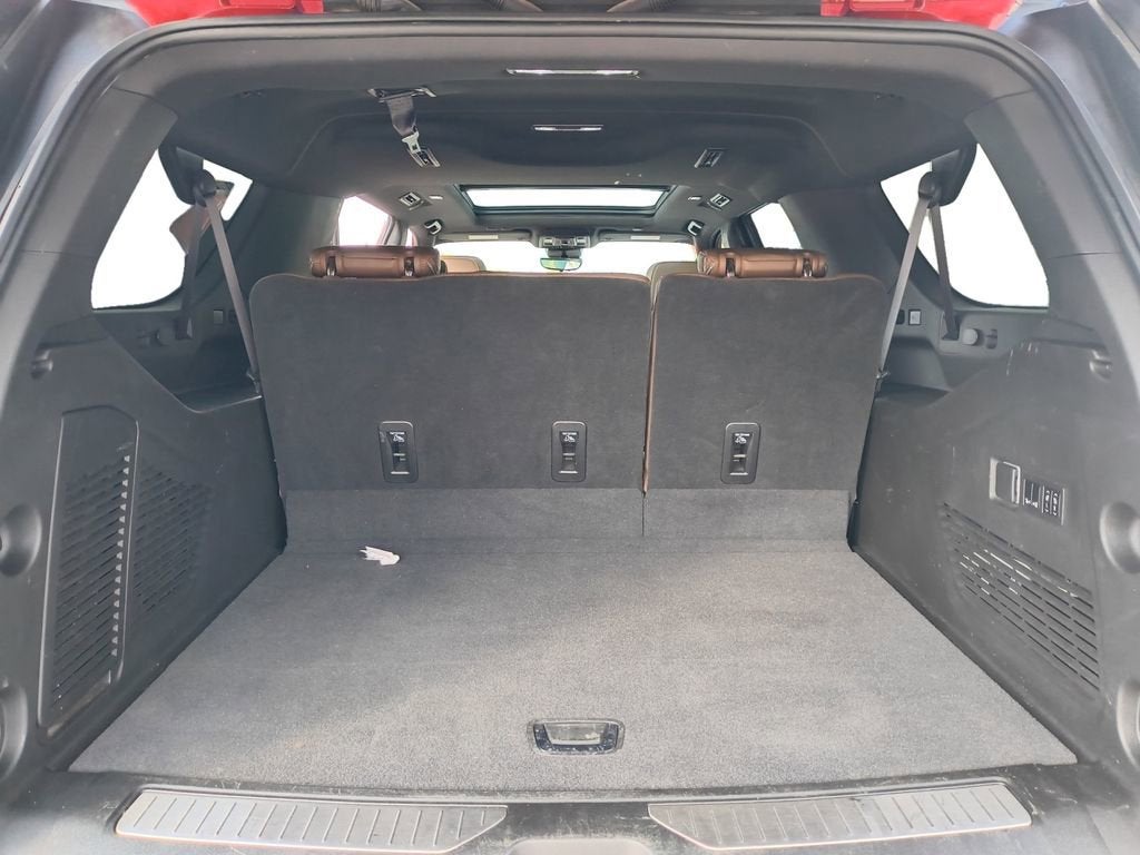 2023 Chevrolet Suburban High Country